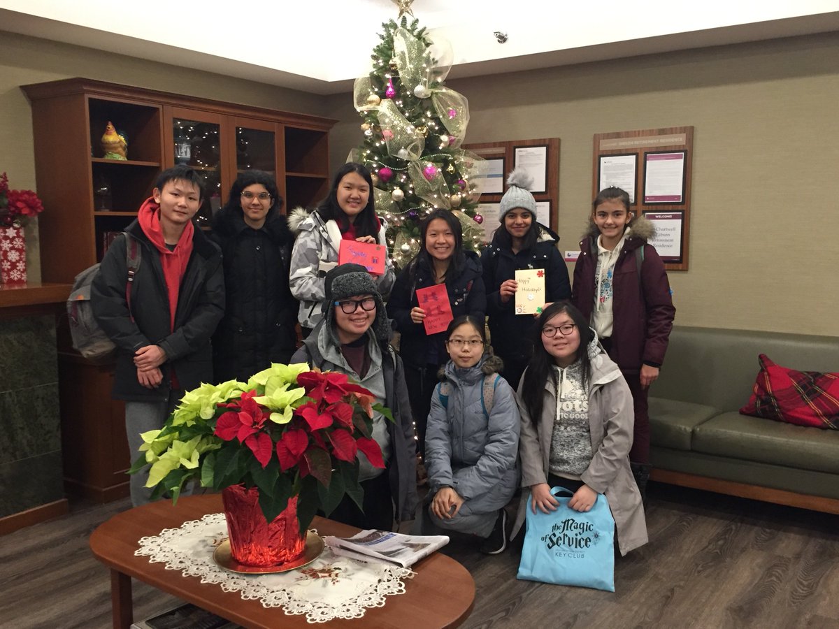 MrsHassam1's tweet photo. @ayjacksonss AY Jackson Key Clubbers visit Gibson Seniors Home  to give out hand made Holiday cards to the residents.  @DrJaneALee @msrgriffith #KeyClub #Kiwanis #GibsonHouse https://t.co/rpXIBjd7iM