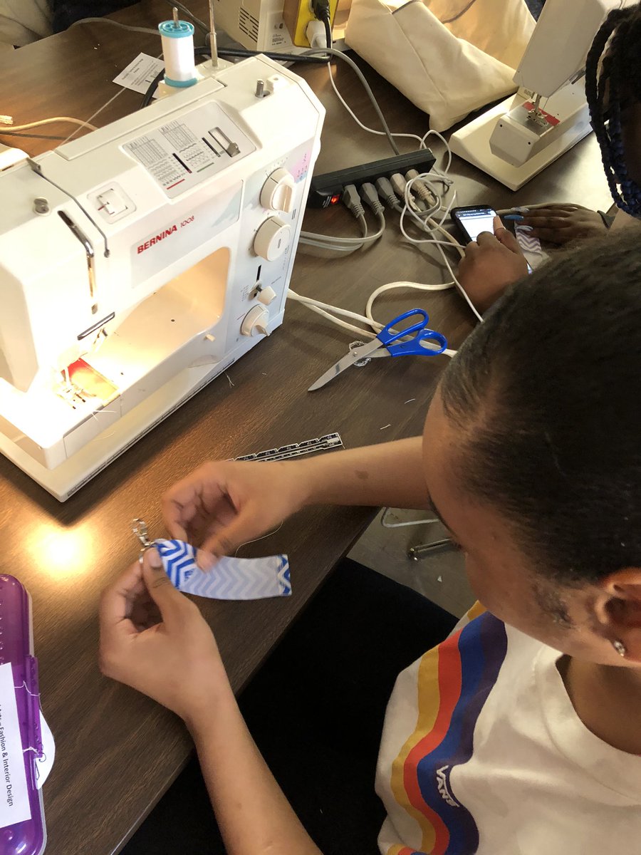 HeightsFACS's tweet photo. Apparel Production performance final - Clip On Lip Balm Holders. Students flew totally solo today from threading & bobbin winding to final production with sergers and sewing machines. #feelingaccomplished #functionalproduct #technicalskills #HeightsApparel https://t.co/Cy2Fb2J576