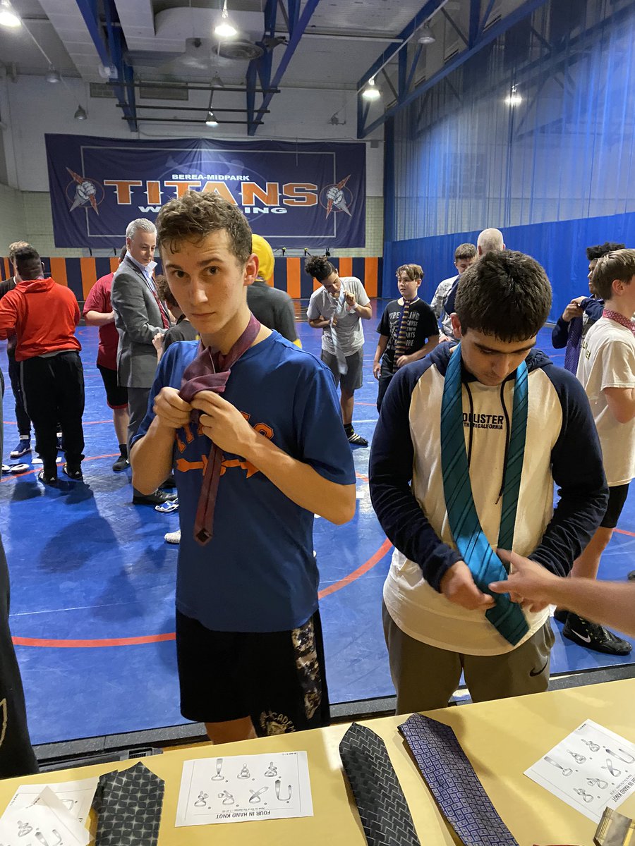 CoachFlembo's tweet photo. Thank you Mr. Jerry Kovatch for spending time with the @_TitanWrestling program teaching us how to tie a tie #4inHand #DoTheWork #BeATitan https://t.co/iObOsl2u5E