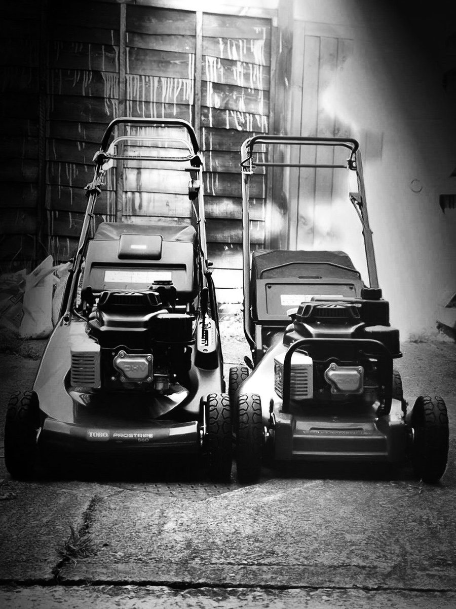 gregsmowing's tweet photo. @TheToroCompany the Toro trouble duo π€©π€© #poweredbykawasaki #Toro #prostripe #toroprostripe awesome machines. Prostripe. Proline. https://t.co/wxdktF9Rr8