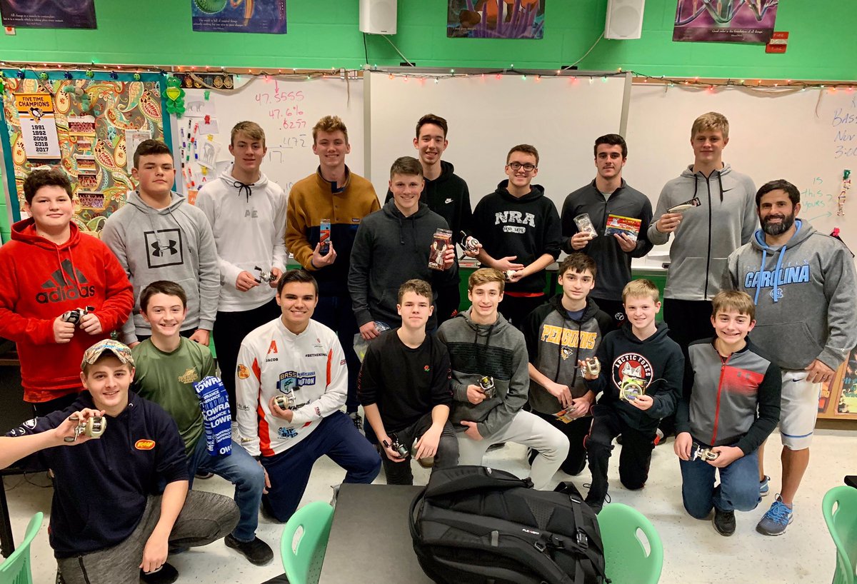pcoffin10's tweet photo. Avonworth Fishing Club Meeting!! Great group of young men!! Passionate about bass fishing!! Thank you to the many wonderful people who donate fishing gear for the kids!! Thank you to our co-sponsors Mr Lincoln and Mrs Hansen!! #bassforlife #chatterbait #spinnerbait #crankbait https://t.co/BxBBvCv9NQ