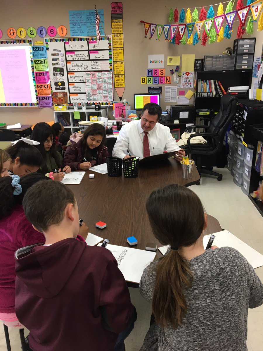 FieldsFourth's tweet photo. Mr. Ray Galindo visited Fields Elementary for “ A Day in the Life of a 4th grader.” He experienced ST Math, Seesaw, GoNoodle, and even a game of Uno during indoor recess. Thank you for coming! Come back and see us! @NISD @NISDFields #Breen #FieldsLegends https://t.co/evOLlRhyOK