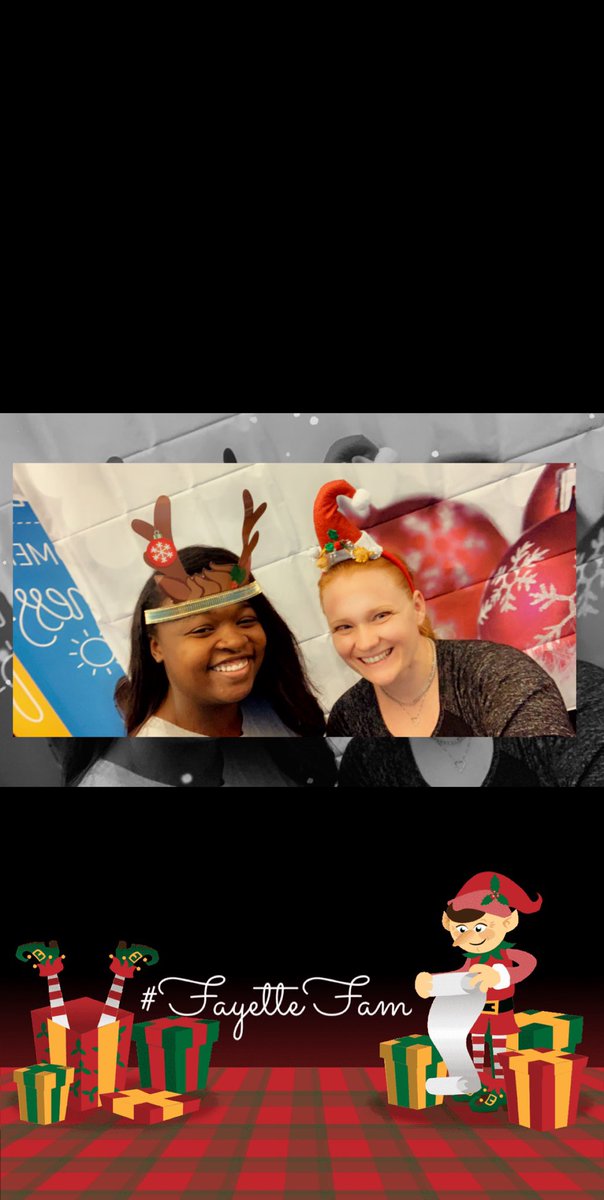 MadelineWarrin1's tweet photo. #TakeanElfie #FayetteFam #FunatWork #ATTspirit https://t.co/97vWum12j0