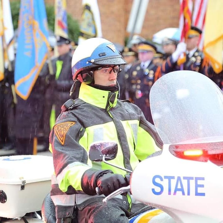 NJSP's tweet photo. Earlier today, a contingent of troopers joined law enforcement officers from across the country to bid farewell to @JCPoliceDept  Detective Joseph Seals.  Detective Seals was killed in the line of duty. 

#JCPD
#ThinBlueLine
#GoneButNeverForgotten

https://t.co/hMzJKBxJUx https://t.co/Ba5ZxACUr8