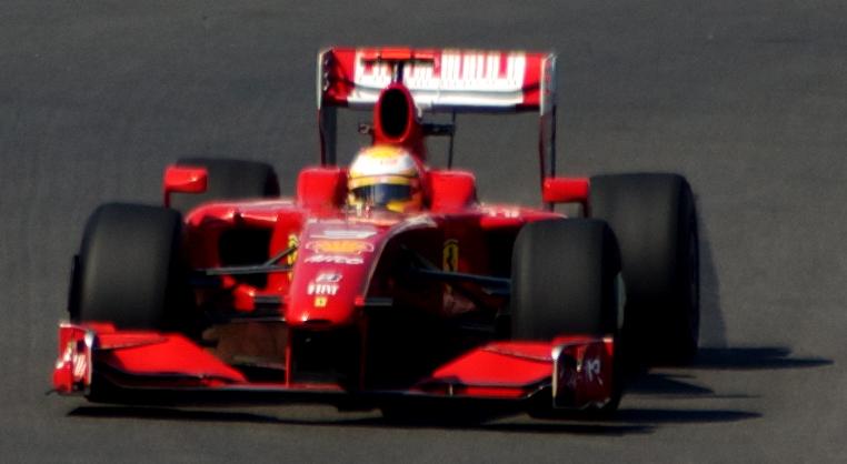 esseemmequattro's tweet image. #FastAway 1 - LUCA BADOER

Da pilota, sfortunatissimo: Scuderia Italia 1993, Minardi 1995 e 1999, Forti 1996, senza MAI riuscire a correre tutti i GP di una stagione.
Da terzo pilota Ferrari dal 1998 al 2010, invece, è profondamente coinvolto nei trionfi dell'era Schumi-Brawn (1)