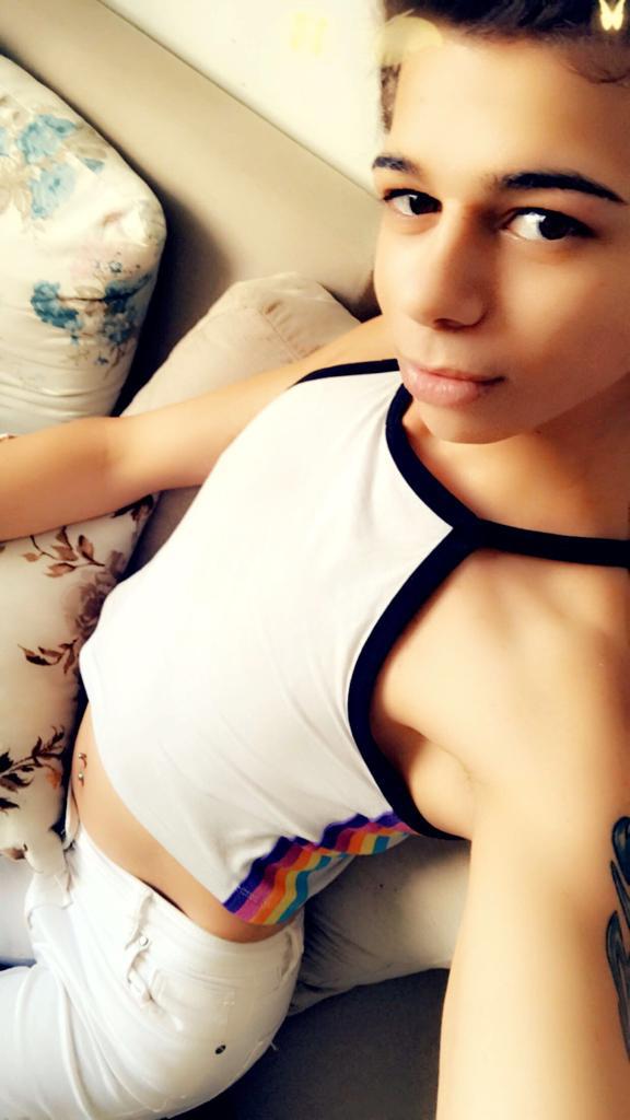 Slm ben berk yerim Kurtköy de
Yaşım 18 ☎️ 0534 677 07 91
#sultanbeylitravesti