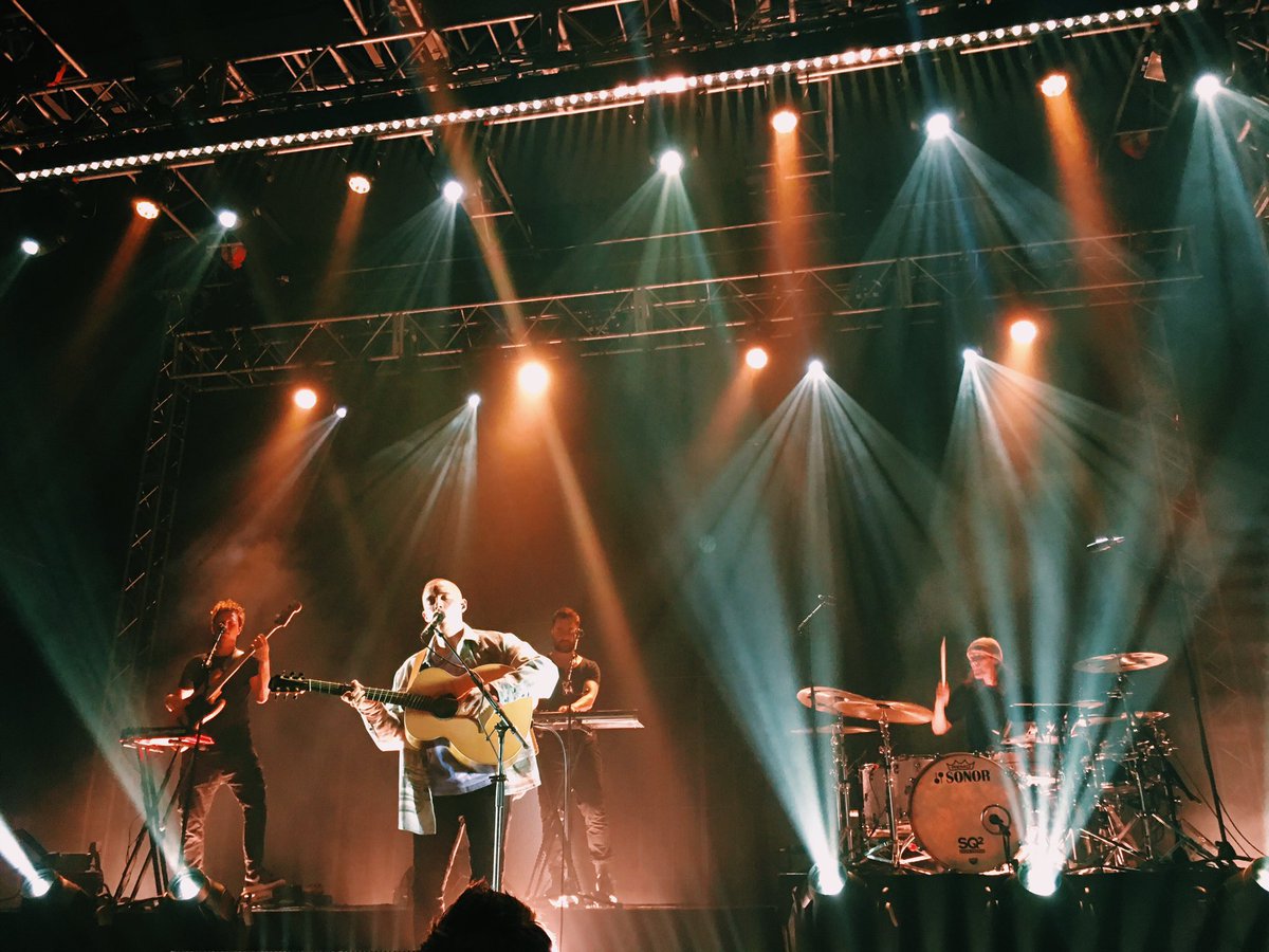 annie_harding_'s tweet photo. An Evening I Will Not Forget @DermotKennedy https://t.co/l2P5uP8kDo