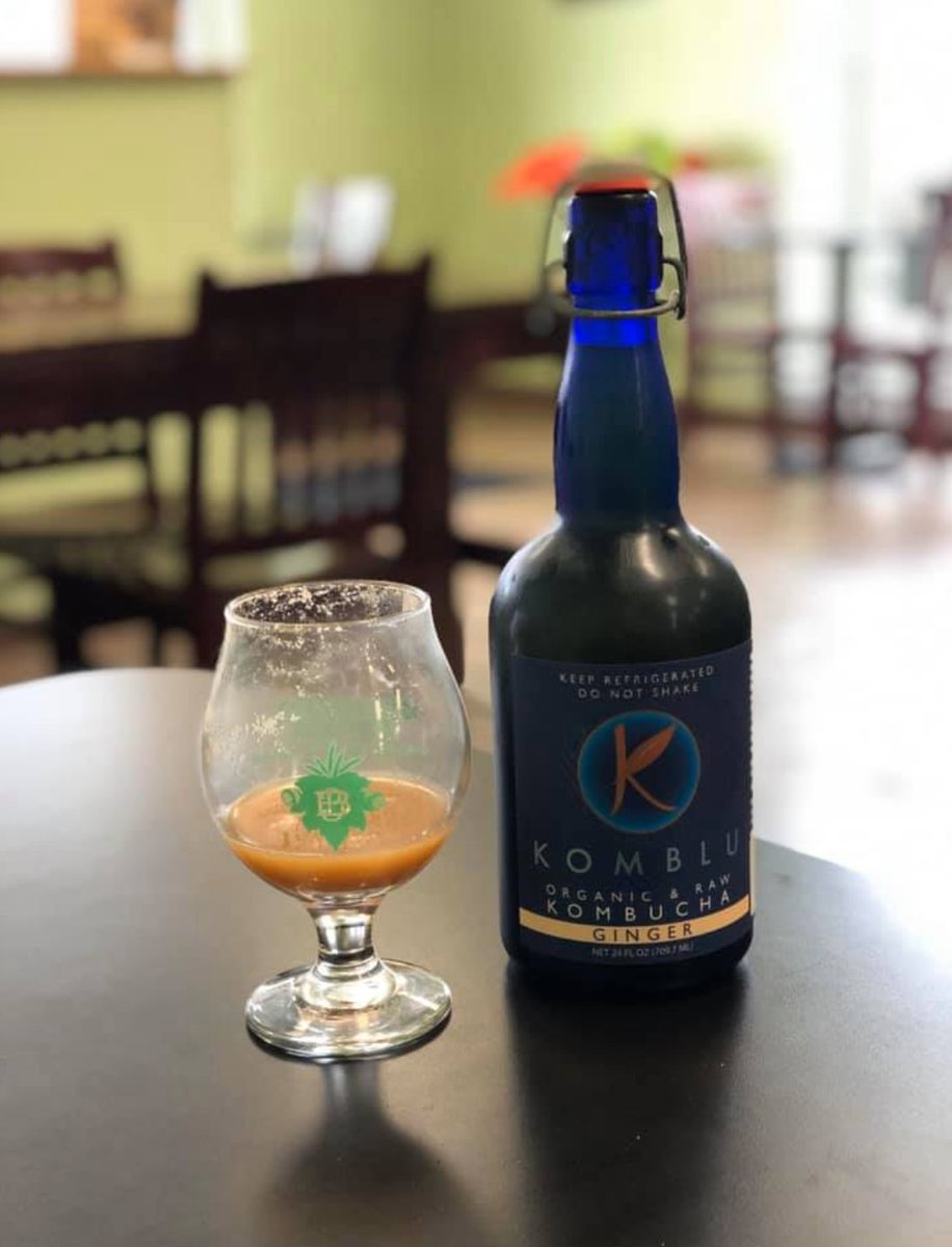 LocalChefStL's tweet photo. If you've never got the chance to try our kombucha, you're missing out! Next time you stop by, give a try (and reap so many of the health benefits it has to offer)! #LocalChefKitchen #Kombucha https://t.co/m7uaUpzhT3