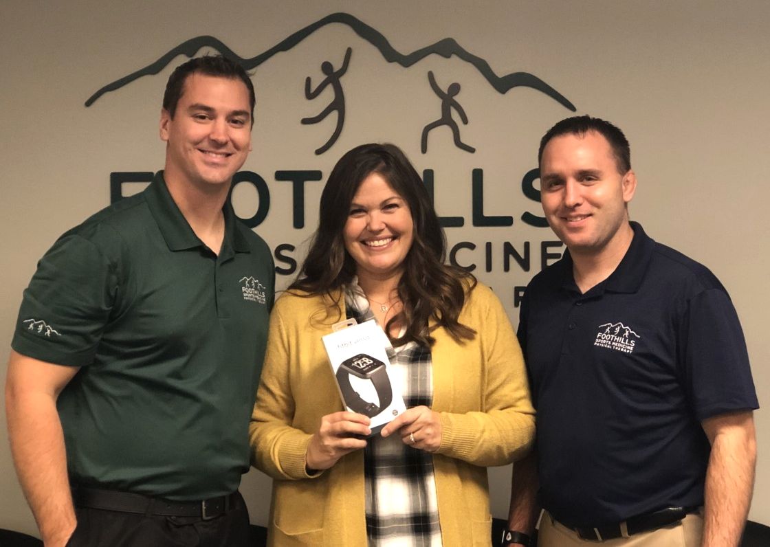 FoothillsRehab's tweet photo. Our Foothills Fan Club winner of the month is...Lori! π Congrats and thank you for your continued support! And remember, every time you refer a friend or family member, you will automatically be entered for a chance to win! #WeAreFoothills #GetYourMoveBack #az #fitbit #getpt1st https://t.co/dX4hF2Zj6B