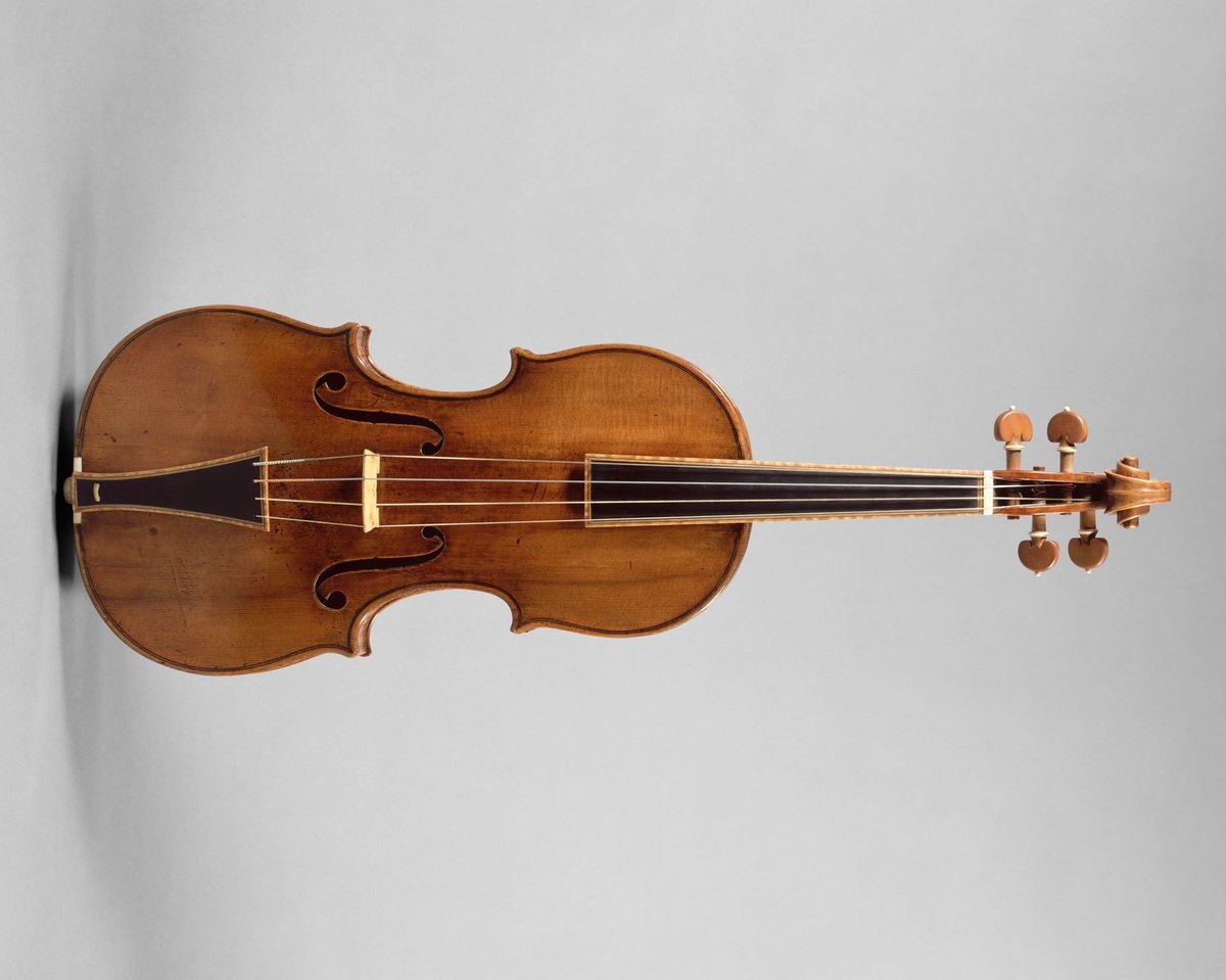 Today marks the 282nd anniversary of the death of the Italian #luthier - #ViolinMaker, Antonio #Stradivari. :-) 🇮🇹 #Cremona #Lombardia #Italia #EarlyMusic #OudeMuziek #MusicaAntica #BaroqueMusic #BarokMuziek #MusicaBarocca #HIP #BaroqueViolin 

'The Gould', (1693), at @metmuseum