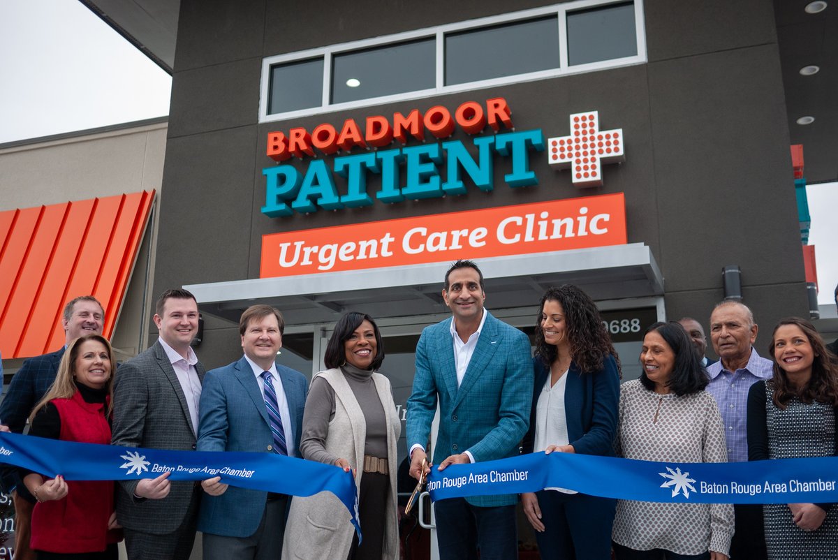 PatientPlusUC's tweet image. Christmas came early for us! Patient Plus's newest clinic in Broadmoor is OPEN for business. Get in, Get Better every day from 9am- 9pm. 🎉 #patientplus #urgentcare #batonrouge @MayorBroome