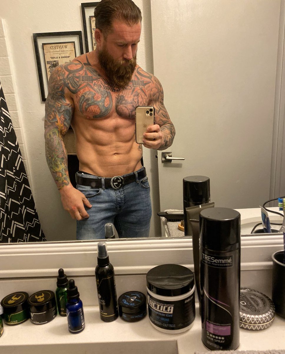 Jhopkins1986's tweet photo. I like teasing you because I love knowing how much you want me. 😈

RT for a follow back 😘 https://t.co/zRumho5sNM