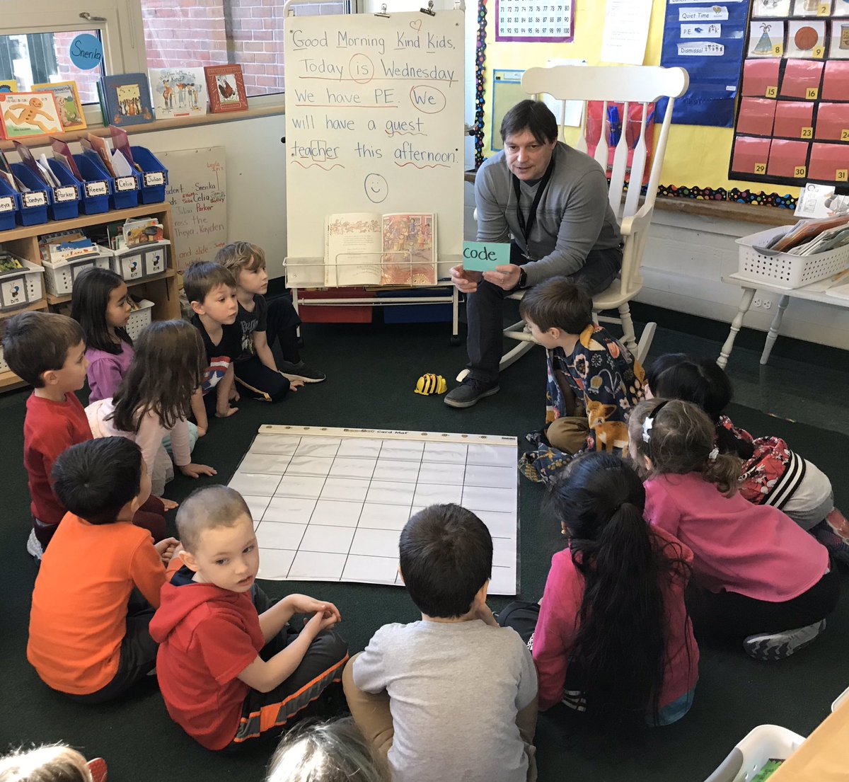 Petersonflynn's tweet photo. Coding in Kindergarten! #bsdvt #jjflynn #@BTVSchools https://t.co/8WWWBLOXOx