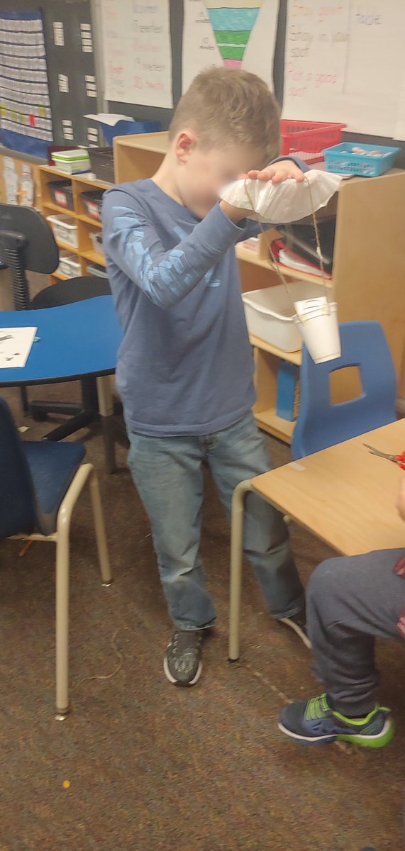 MissJaskula's tweet photo. Today's #stem activity: Santa's sleigh broke down! We constructed parachutes to help him land safely. @EnniskillenPS https://t.co/bOI5kHgmiT