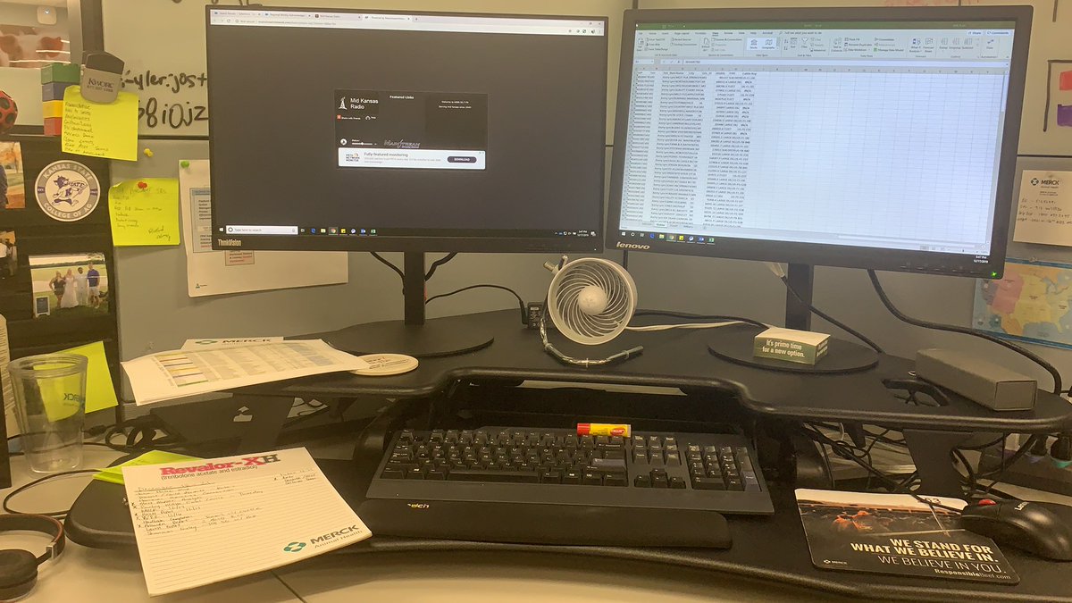 kyjost's tweet photo. It’s a late night in the office, but thank goodness I’ve got @jimthejam #28Straight #PUPS https://t.co/4sTqIdSlpk