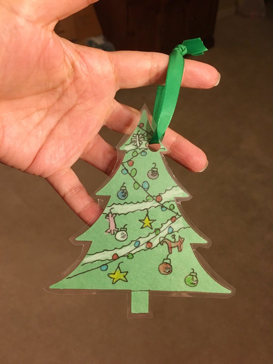 THElisastafford's tweet photo. Look! It’s an ornament! No, it’s a holiday video message! Guys, it’s both! Thanks to #FlipgridAR, some of our students were able to create an ornament that doubles as a holiday card using a video message. Kids decorate an ornament and glue on the QR code. Voila! @Flipgrid https://t.co/0M7fKNZxg7