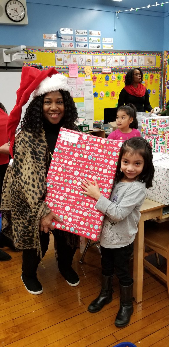 YinLiang8's tweet photo. We would like to thank you all of the Santa's Helpers that made a special delivery today!@ps131K15 https://t.co/GyD6x0aBBu