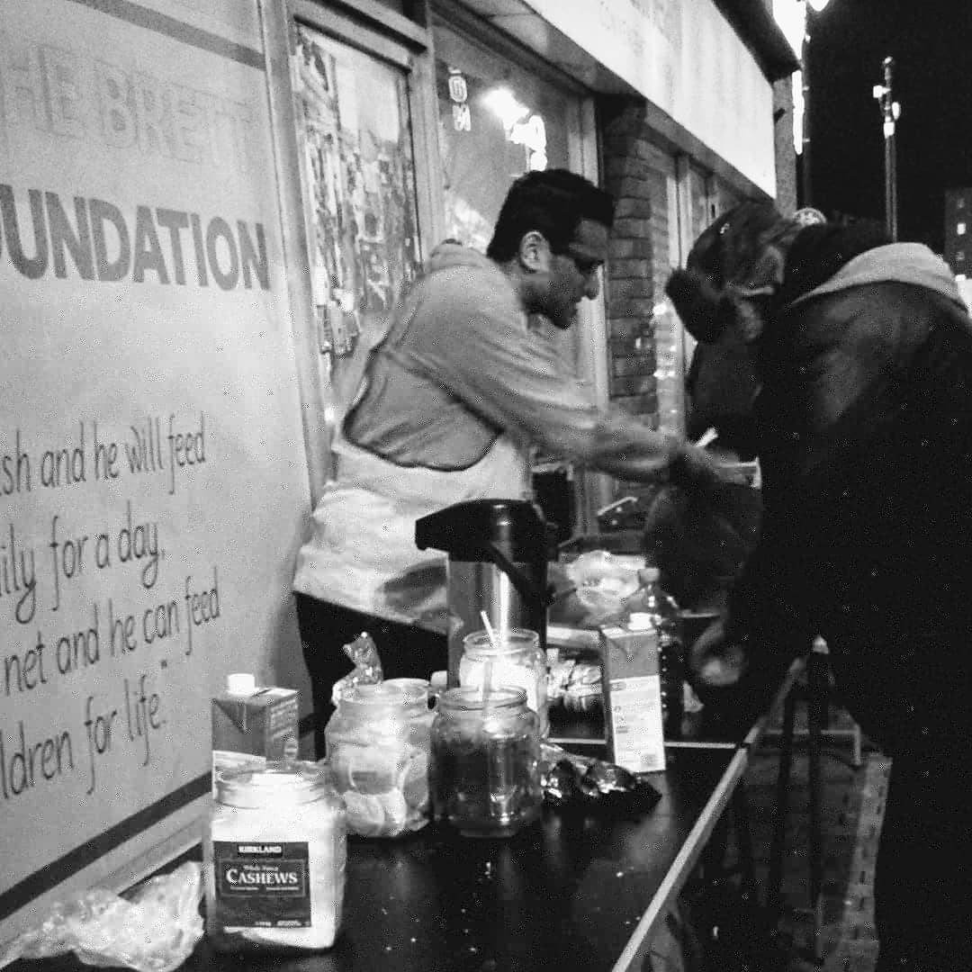 SloughOutreach's tweet photo. #MaidenheadOutreach serving those in need with the our dedicated team of volunteers, helping those in need.
Thank you @TAkba for your support
#SloughOutreach #Hope4Homeless
#JoinTheTeam #LetsHelpThoseInNeed 🙏❤️ https://t.co/EN1mlynfXU