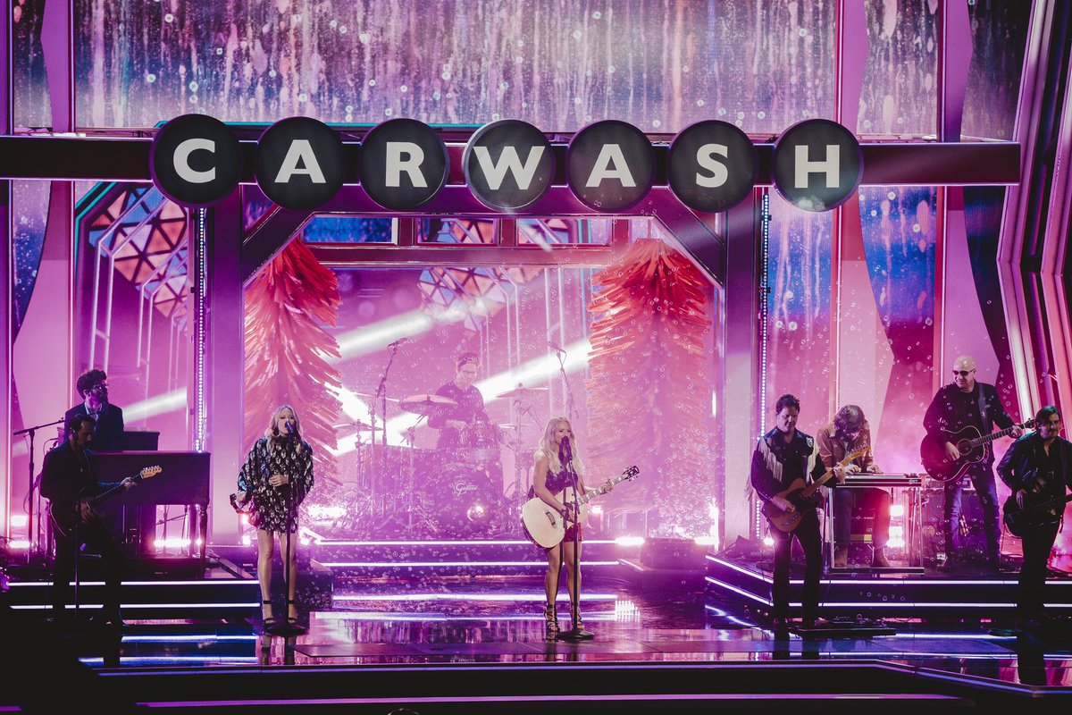 xzimbyx's tweet image. .@mirandalambert at the @CountryMusic Awards last month. 

Shot for CMA.