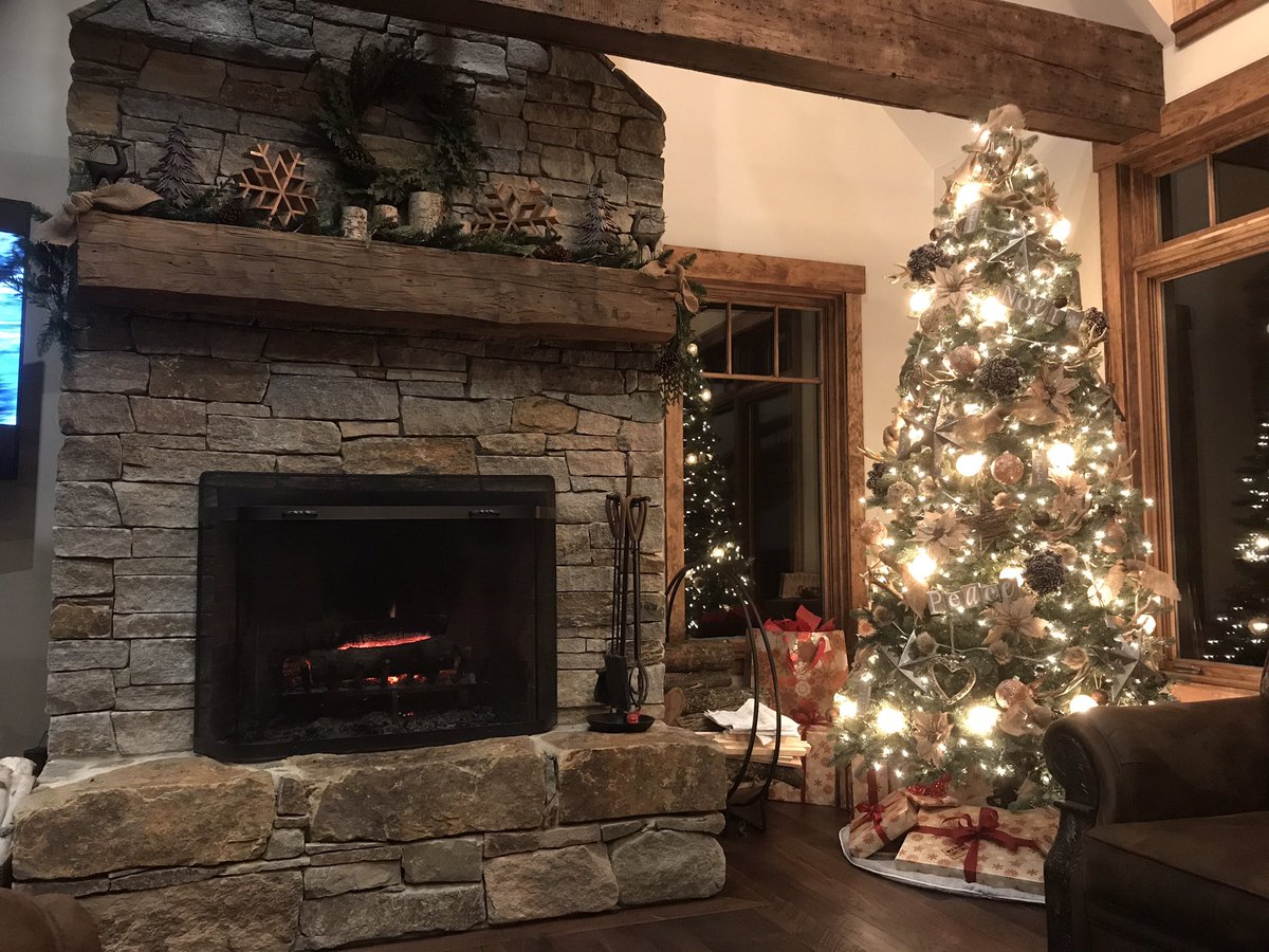 LRHVAC's tweet photo. @MarioAndretti Merry Christmas Mario from our family to yours 🍻 https://t.co/QMRIi826sH