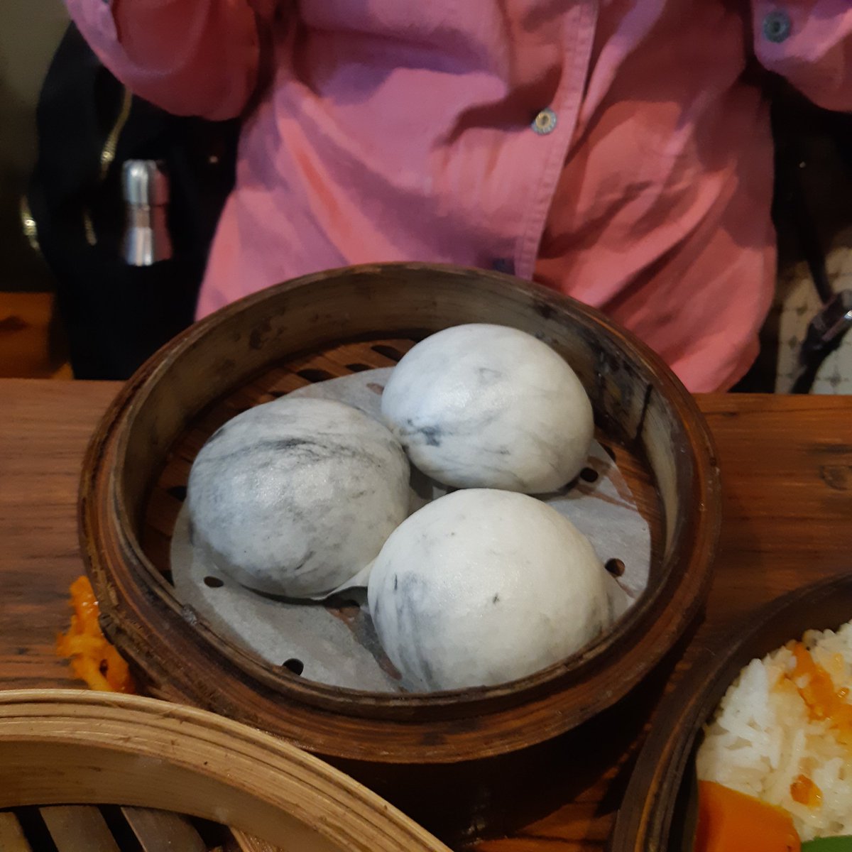 CatYing19's tweet photo. 蒸蘆
每樣食物都好好味😋
店員又好nice

#黃色經濟圈
#YellowEconomicCircle 
#SupportYellow
#HKprotests https://t.co/yzLssFBchy