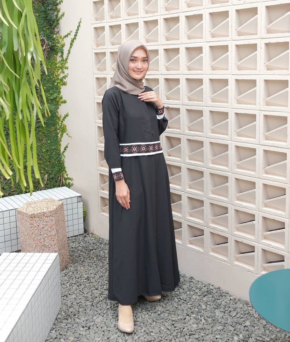 DemenDenim's tweet photo. Kossa Bordir Maxy Dress
Bahan   : ToryBruch
One Size fit to L

IDR 110k
ORDER Bayar di Tempat Via Lazada >https://t.co/U01z8s6K5L https://t.co/N9RNeYhVI2