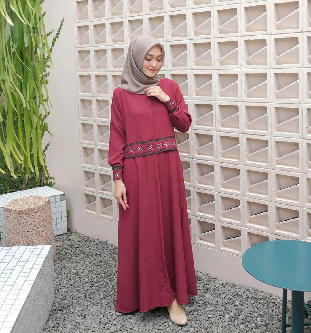 DemenDenim's tweet photo. Kossa Bordir Maxy Dress
Bahan   : ToryBruch
One Size fit to L

IDR 110k
ORDER Bayar di Tempat Via Lazada >https://t.co/U01z8s6K5L https://t.co/N9RNeYhVI2