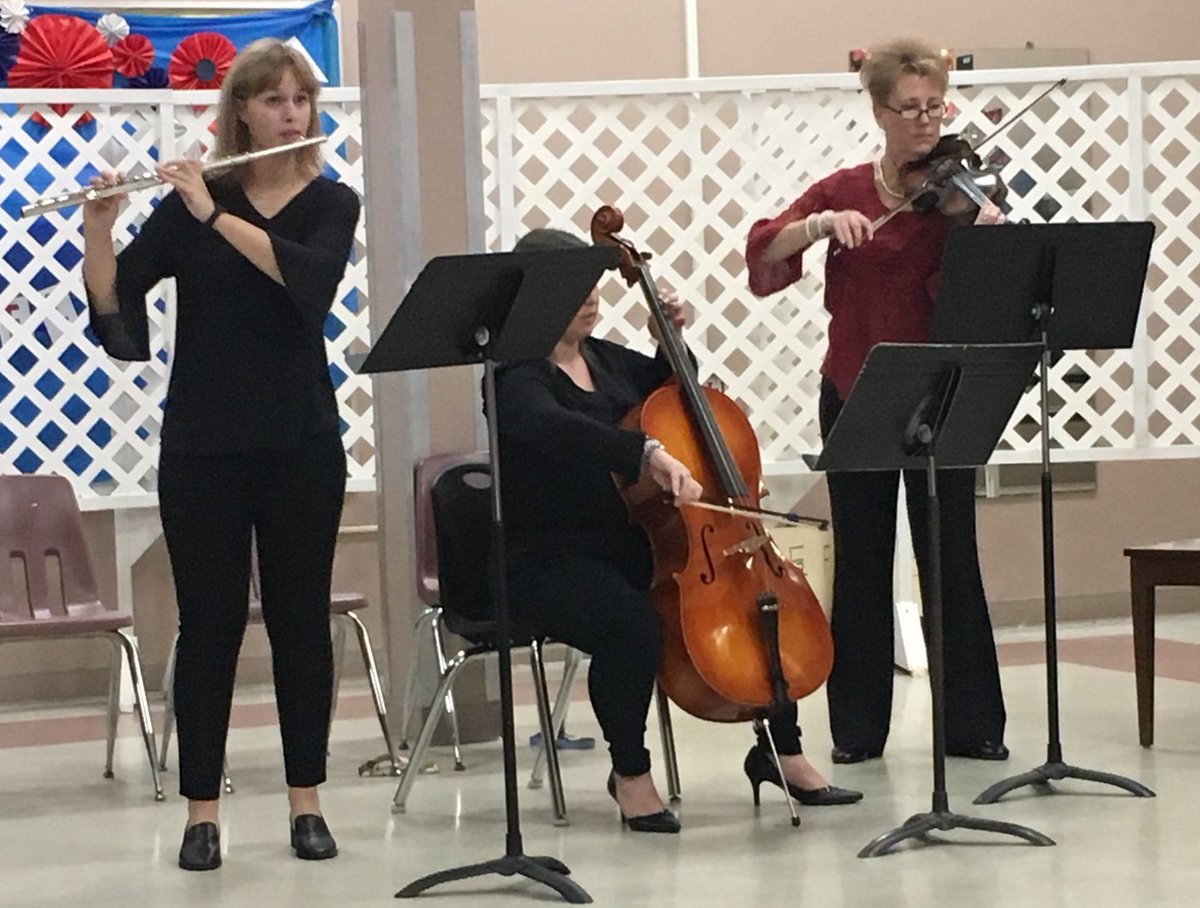 So proud of these Walden Lake Musicians! 🎹🎵🎤🎼🎻 @HCPSArea5 @HcpsTeach @HillsboroughSch The performance was beautiful tonight. 😊