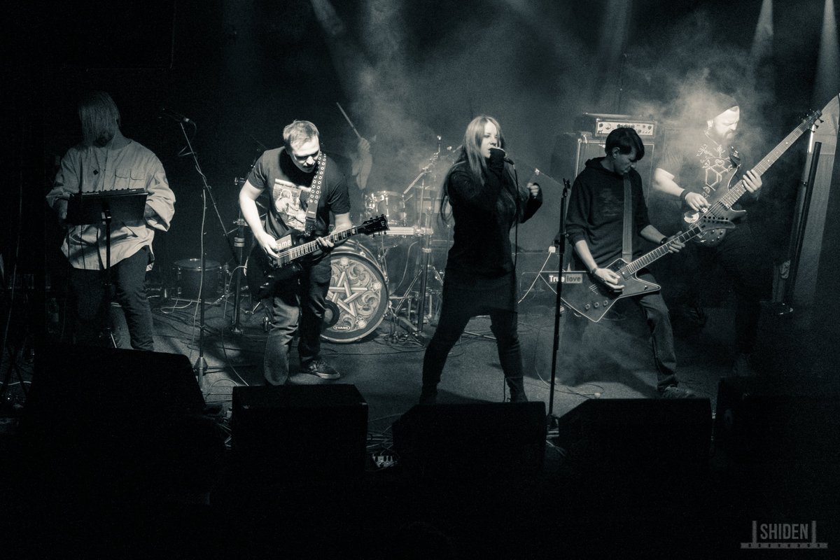 kthonaband's tweet photo. Kyiv last Friday <3
#chasingembers #beckoningcall https://t.co/OJp2PrWWjE