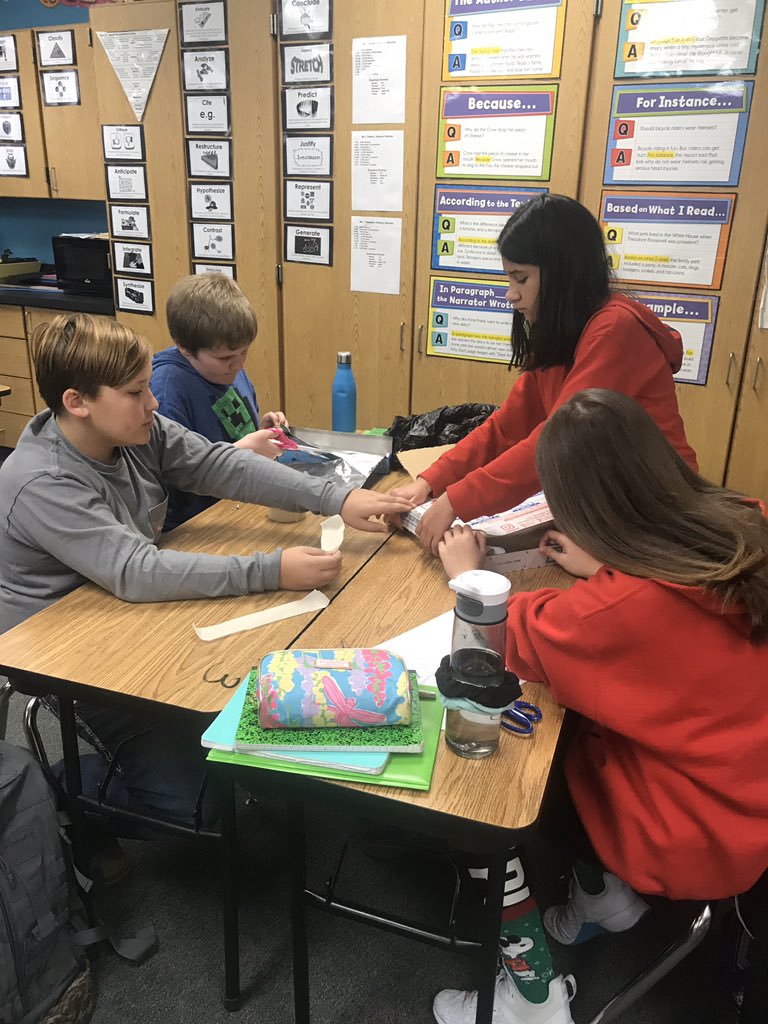 peeples_dawn's tweet photo. STEM learning is ‘OFF THE CHARTS’ in Mrs. Choate’s class. Students were to design and construct a thermal pizza box that would toast a marshmallow. Research+collaboration+creativity=AwEsOmE LeArNiNg!!! #growingcps #STEMRocks #loveADI https://t.co/4RBBcdN60U
