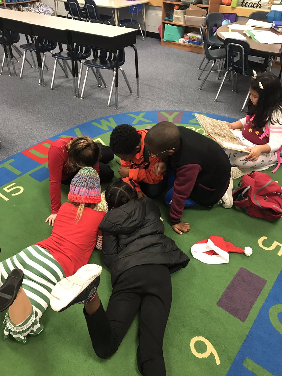 nicolewlmes's tweet photo. Teacher twinning and kids reading together. 💕 https://t.co/aXDfsNlg4J