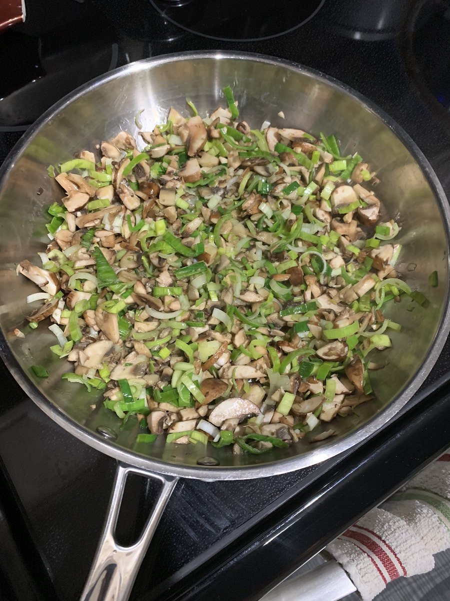 AngryCanadian14's tweet image. #4and #5