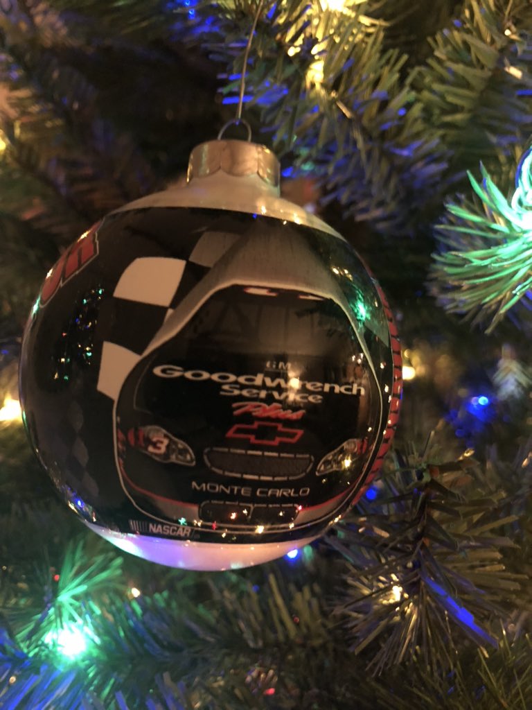 Michigan_Tony's tweet photo. Going theu some stuff. Found this packed away. 
#TreeIsDone https://t.co/B90SIelEuC