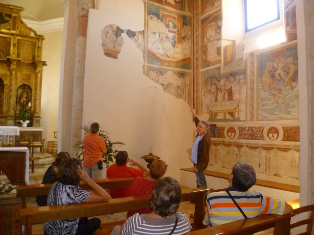 AbsoluteAbruzzo's tweet photo. What awaits you in Abruzzo? Day 3: we visit a local church with its breathtaking medieval frescoes. Come to the real Italy!#absolutelyabruzzo #absolutelyabruzzotours #abruzzo #abruzzi #italianamerican #italy #frescoes #bespoketours https://t.co/FPG7RiCwO9