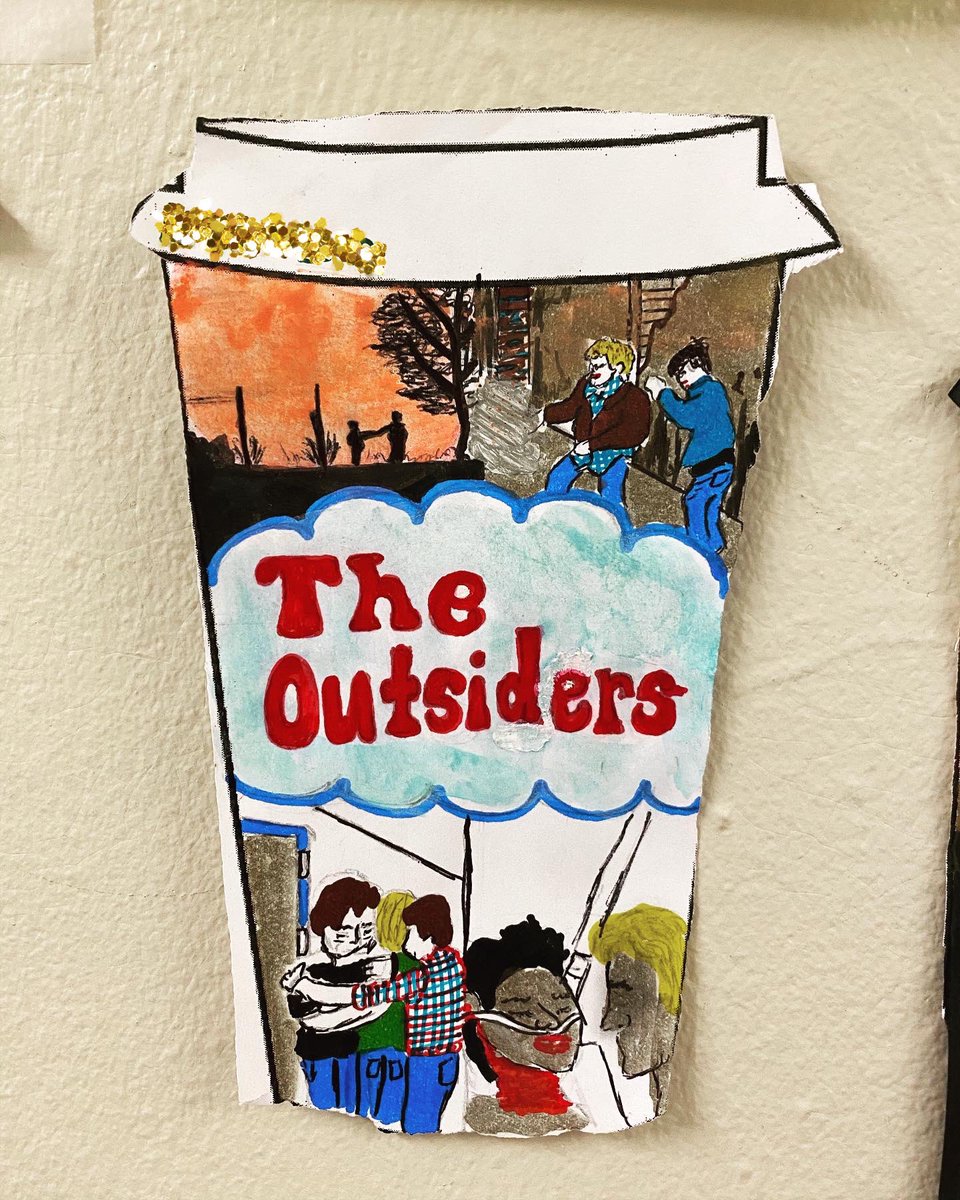 MsPerez_PoeLand's tweet photo. Fabulous projects by my 8th graders on #TheOutsiders #FunInELA #MiddleSchool @se4realhinton https://t.co/H0JgX154lQ
