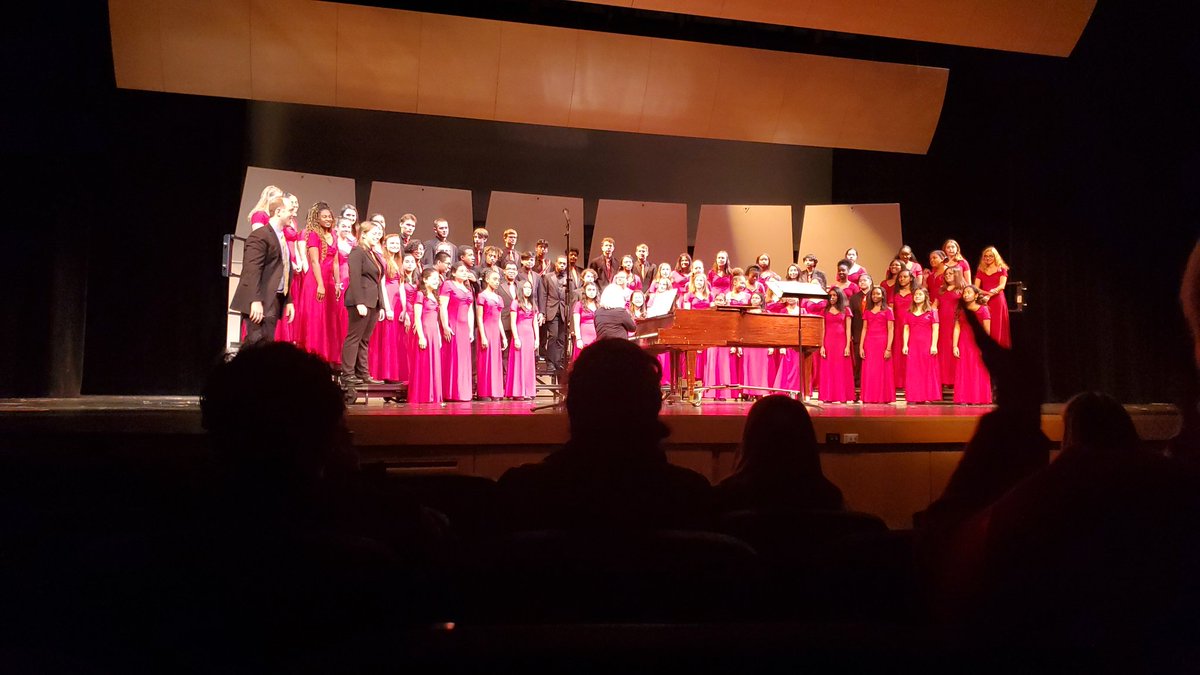 Closing out 2019 with Jingle Bells! #HolidaysAreComing #WinterBreak #TalentTuesday #APSisAwesome