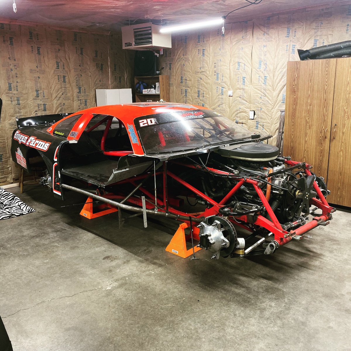 Tear down has begun in the new shop!  Transforming her into a Super for 2020!  #SponsorMePFC20 #pathfinderchassis #tundrasuperlates