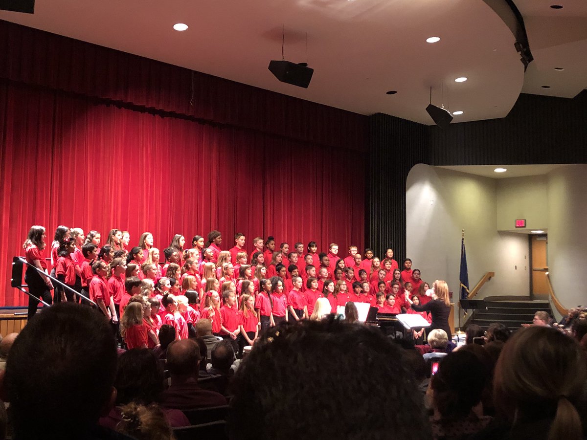 Congratulations to the Parkland Elementary Chorale! It was a wonderful and festive performance! A special shoutout to these awesome Hedgehogs. 🦔 I am one proud teacher! 😊💕