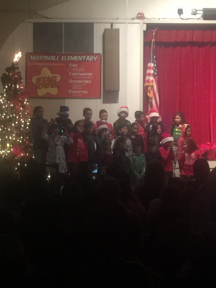 marshallstars's tweet photo. Marshall 2nd Grade Winter Program. https://t.co/nXUYeZMRTy