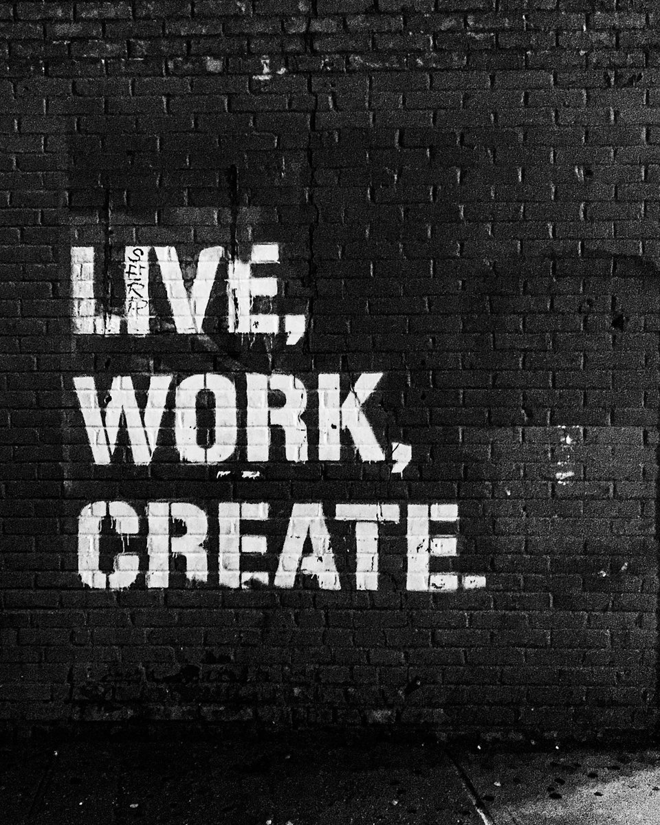 CompetetoCreate's tweet photo. Quote tweet this with one word you would add to this art. 🤔 https://t.co/KARDEoGT5t