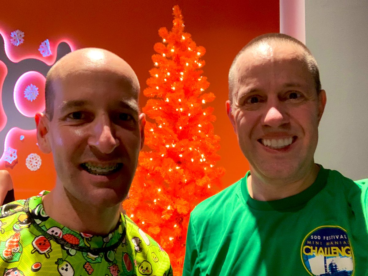 StevieAndLane's tweet photo. Tough but fun #Endurance workout at @orangetheory #OrangeTheoryFitness #OTF #OTFBroadRipple in #BroadRipple.
#ProgressivePushPace runs & #GiantSets (legs/quads) on #weight floor ποΈββοΈ
#RunRowRepeat #run #running #row #rowing #repeat #MoreLife #SplatPoints #KeepBurning #LiveLonger https://t.co/JJ0TFflkcV