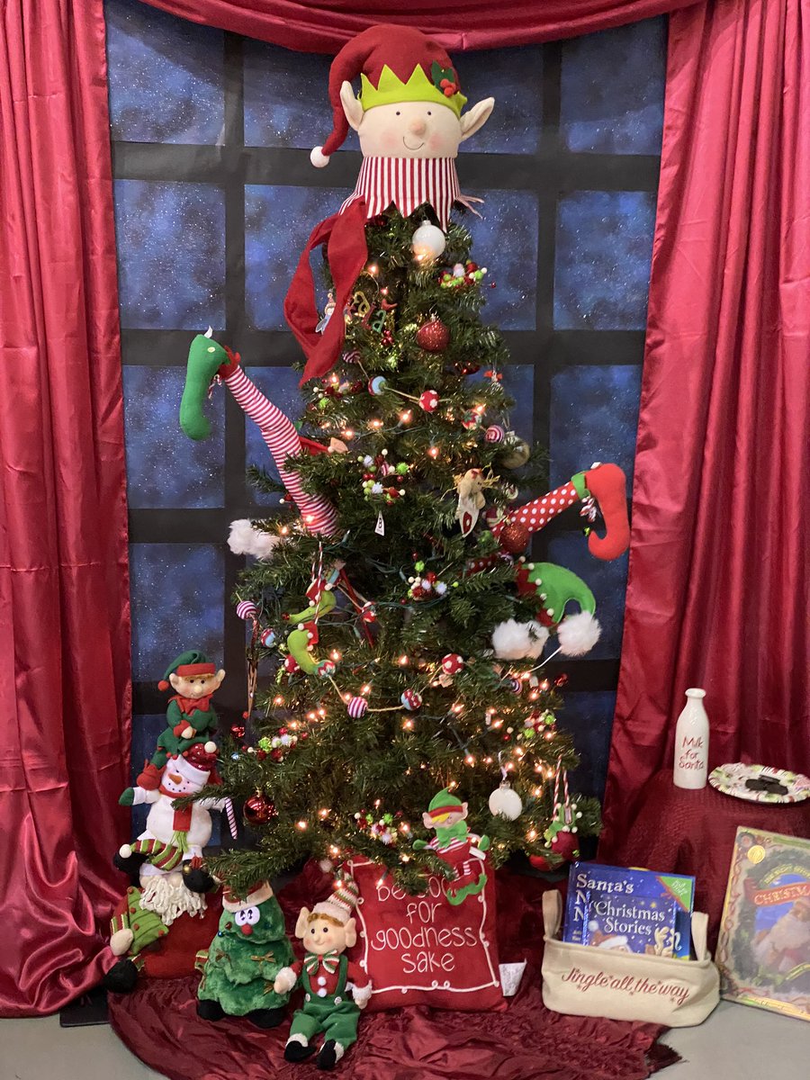 IlcVernon's tweet photo. The displays at our #joytotheworld event were amazing! Tonight was a success! Our teachers and students did a fantastic job! #hcisdStories #vernonms https://t.co/0OQRG2voyx