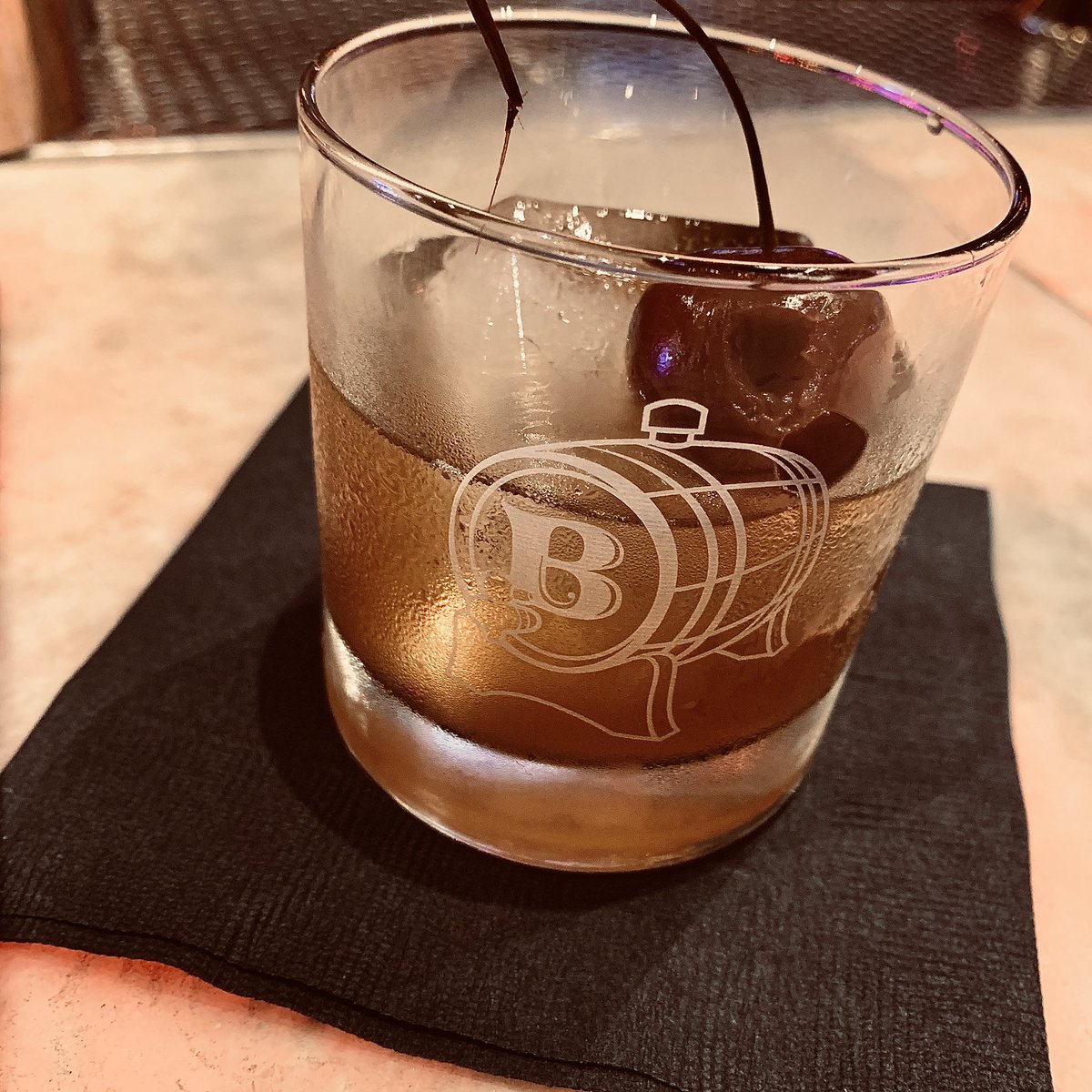 steveswansonxyz's tweet photo. Call me Old Fashioned... #batchmiami https://t.co/MBZYRD18Xg
