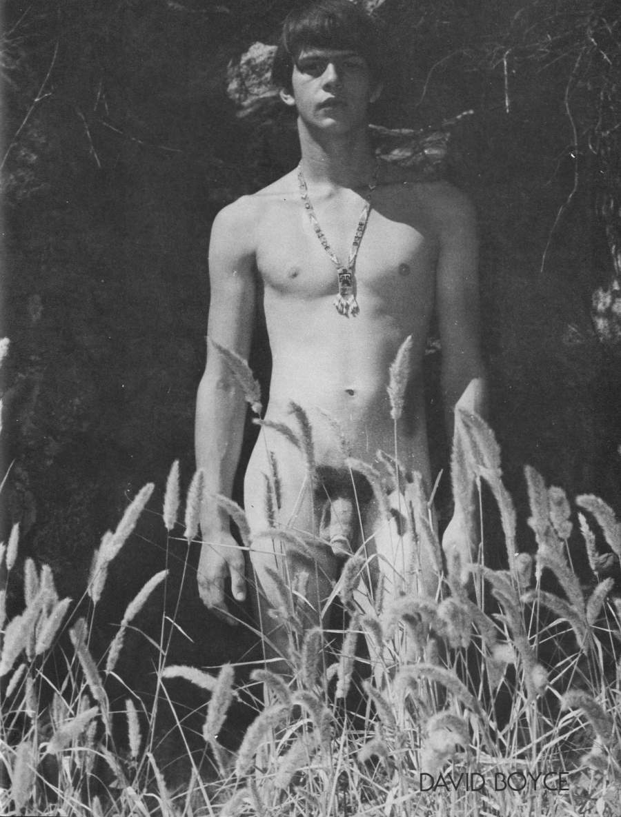 creatureblackl1's tweet photo. David Boyce [Photos by Mel Roberts] Topanga Canyon, Los Angeles, 1971 #davidboyce #melroberts #vintagemen #gaymen #vintagegay #nakedmen #nakedgay #gay #balls https://t.co/UhnOdBJeYe