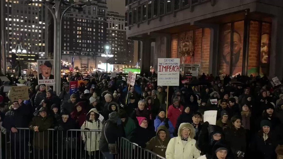 CherryDelveccio's tweet photo. New York, Times Square
Philadelphia, PA
Chicago

#ImpeachmentEve 
#ImpeachmentRally 
#ImpeachAndRemoveTrump 
#ImpeachmentRally 
#ImpeachAndConvictTrump 
#NotAboveTheLaw 
#NobodyIsAboveTheLaw 
#NoOneIsAboveTheLaw https://t.co/9k0VV1gksW