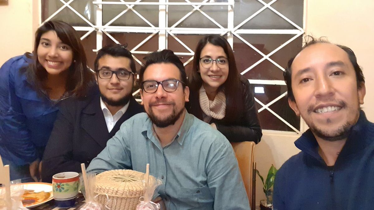 RafaPC27's tweet photo. Tu tiempo es muy valioso, asegúrate de usarlo con las personas que amas... #Cerrando2019 https://t.co/l5j8DZPFtd