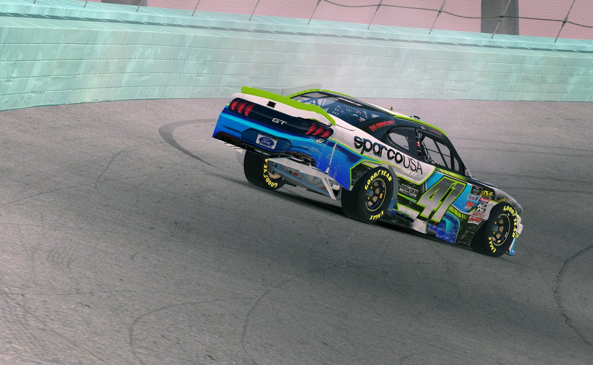 justinmelillo's tweet photo. We had Top 20 implications before, and now we have CHAMPIONSHIPLICATIONS!!!
Point leader @BowlinGraham goes for a spin after racing with @bschoon55, maybe a little aero effect sent the 41 spinning. I didn't see any contact.
#eNASCAR @iRacing #eNiPS https://t.co/A4dJZtK0lT