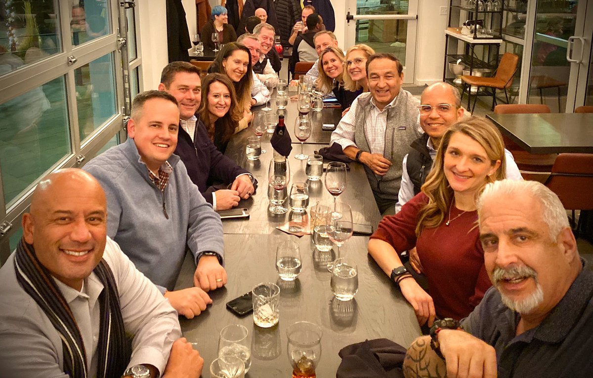 Luke David 🇺🇸 (@thelukedavid) on Twitter photo Great dinner with some of DEN’s finest leaders. Thanks Oscar for joining us! We look forward to your continued DEN visits over the coming years. <a href="/weareunited/">We Are United</a> #unitedinDEN Great dinner with some of DEN’s finest leaders. Thanks Oscar for joining us! We look forward to your continued DEN visits over the coming years. <a href="/weareunited/">We Are United</a> #unitedinDEN