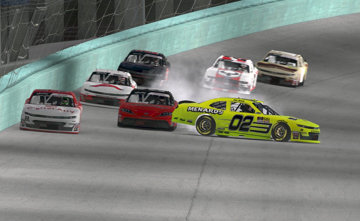 justinmelillo's tweet photo. Could this be the start of yellow fever? @ChrisOverland47 goes for a spin after contact with @AshtonCrowder and now we will get a restart with under 10 laps to go at @HomesteadMiami
#eNASCAR @iRacing #eNiPS https://t.co/5HEgbse2ab