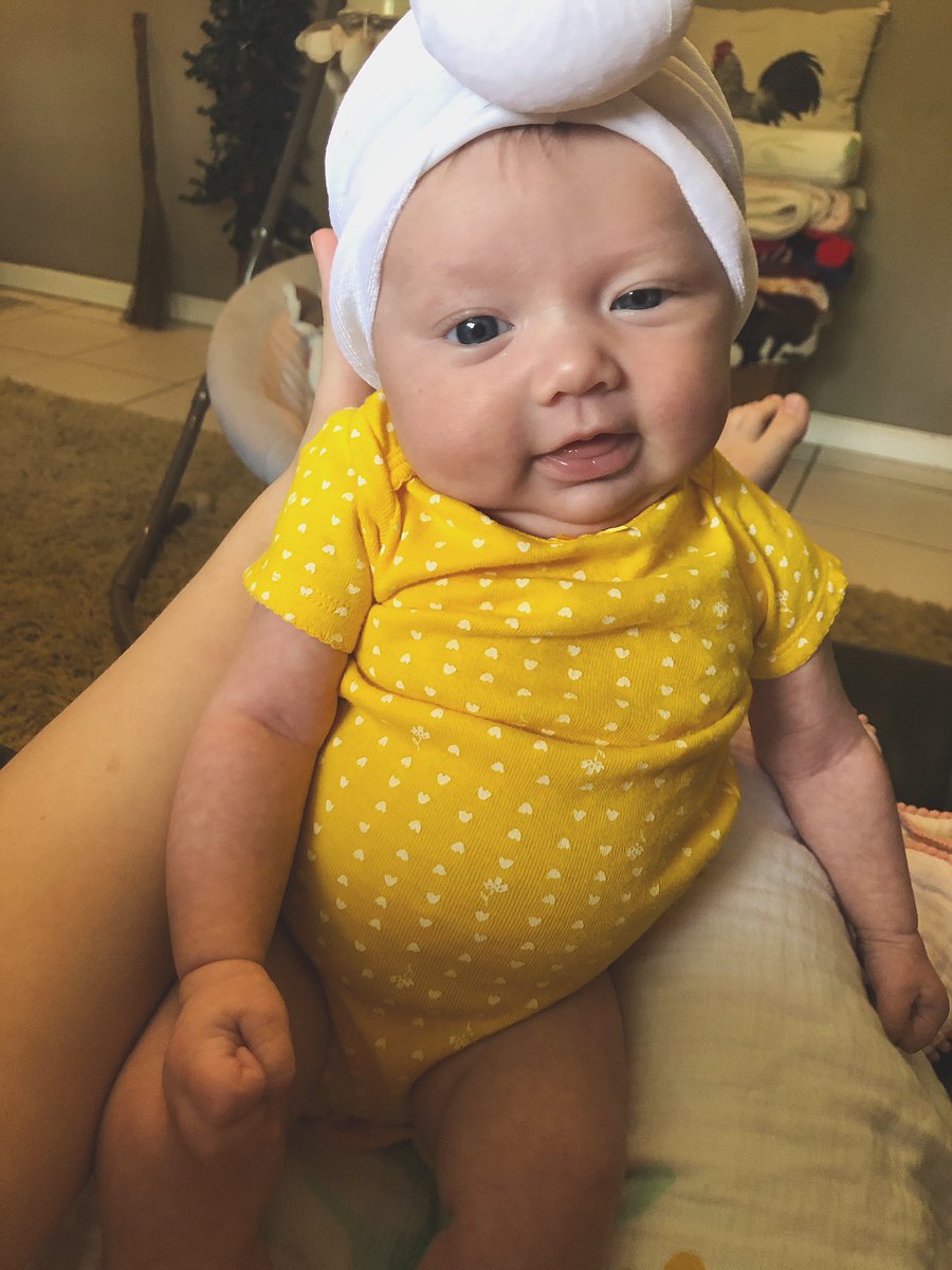 caydenleigh's tweet photo. penelope 💛 https://t.co/2sP4Warm4b